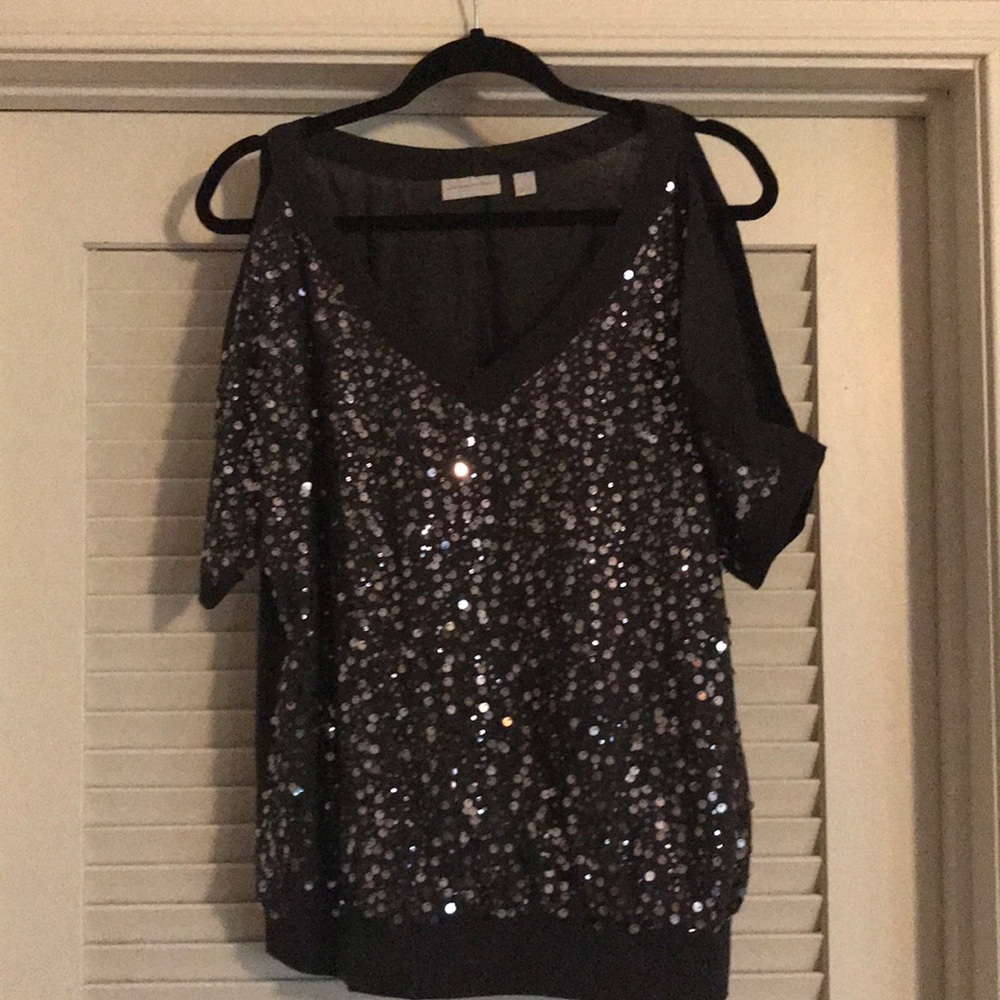 Sequin cold shoulder top L